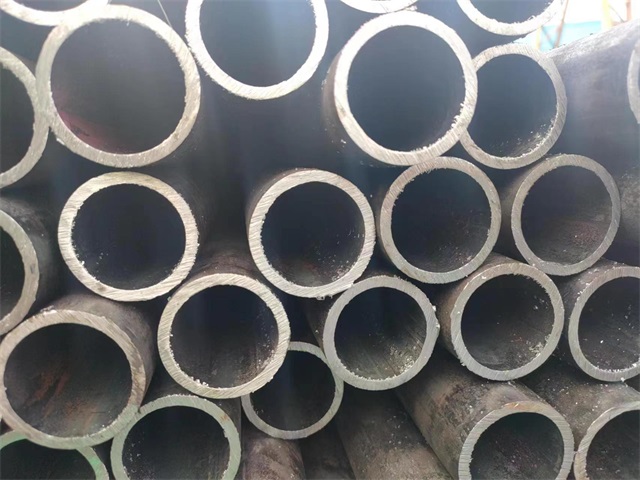 抚州10#结构用无缝钢管